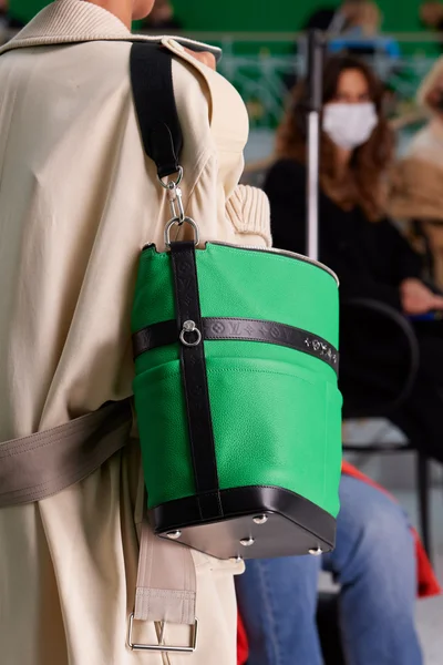 Look 5
